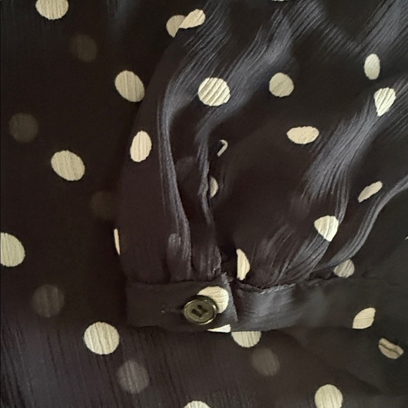Flowy Sheer Polka Dot Women's Top. Three Quarter sleeves. Size M. - Picture 4 of 9